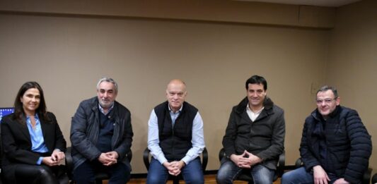 Cumbre de la UCR bonaerense