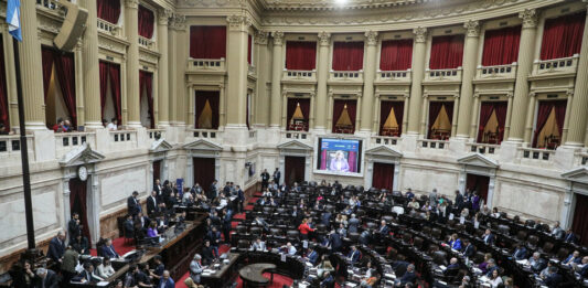 Diputados postergaron la sesión y negocian un nuevo temario