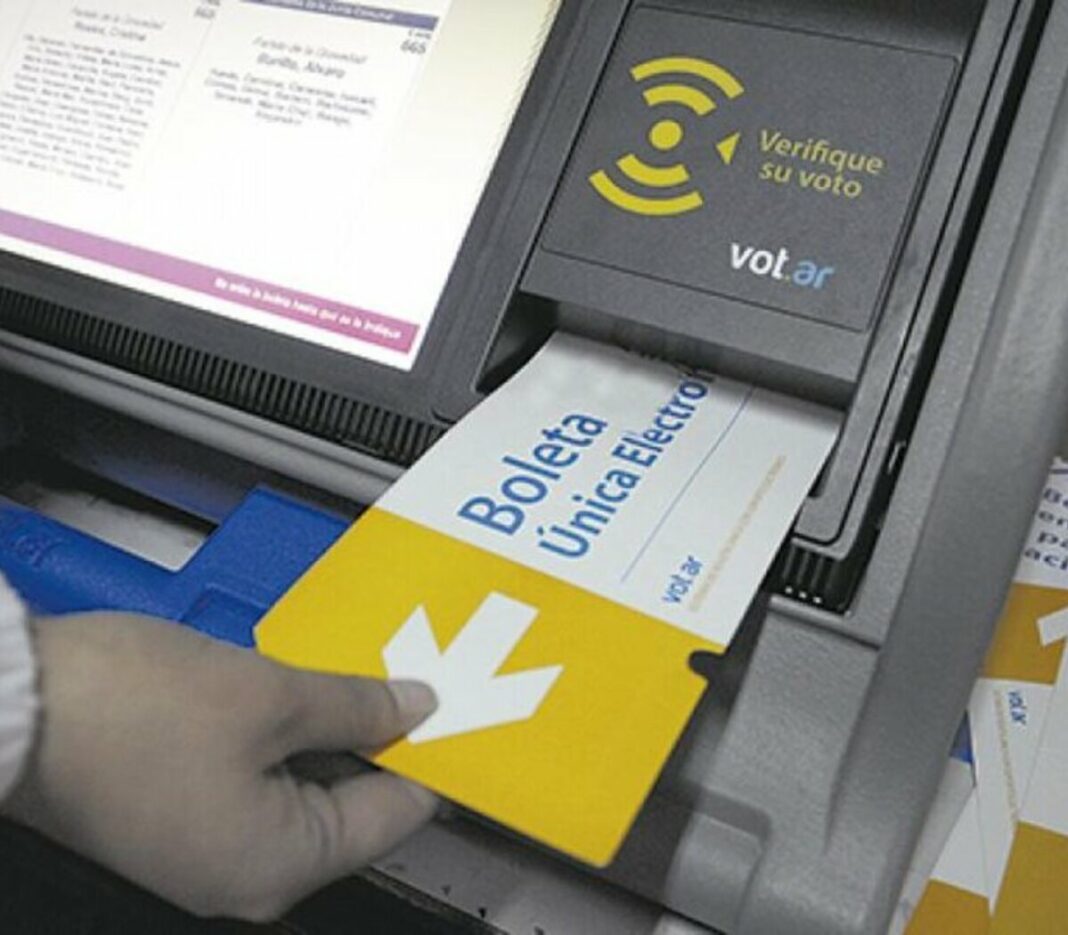 El Gobierno porteño anunció que en las elecciones generales implementarán “el diseño de un nuevo sistema”.