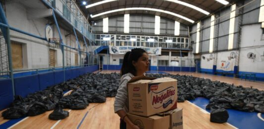 Los vecinos afectados por el temporal en La Plata pudieron volver a sus casas luego de permanecer en los centros de evacuados que dispuso la Municipalidad.