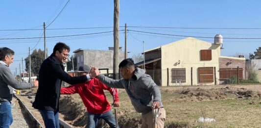El intendente de La Costa, Cristina Cardozo, recorrió los avances del Plan Integral de obras de asfaltado en Mar de Ajó, San Clemente y Santa Teresita.