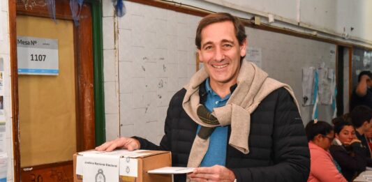 Con los primeros datos oficiales, Julio Garro (La Plata), Fabián Cagliari (Berisso) y Mario Secco (Ensenada) se alzan con el triunfo en las PASO 2023.