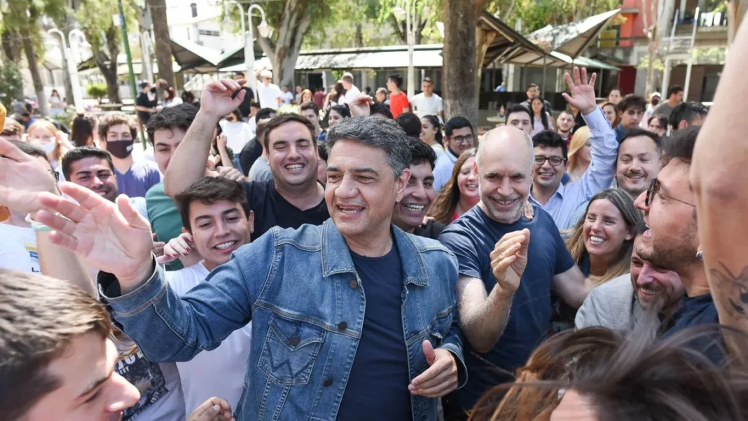 En las PASO de CABA, Jorge Macri se impone a Losteau en la interna de Juntos por el Cambio y Santoro logra llegar hasta el podio.