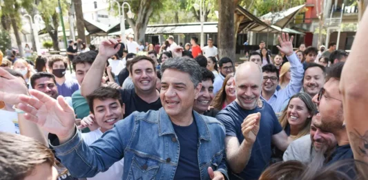 En las PASO de CABA, Jorge Macri se impone a Losteau en la interna de Juntos por el Cambio y Santoro logra llegar hasta el podio.
