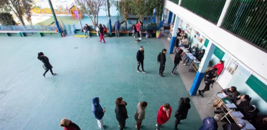 Con una participación del 66% del padrón electoral, cerraron las elecciones PASO en todo el país. Repasa el minuto a minuto de los comicios.