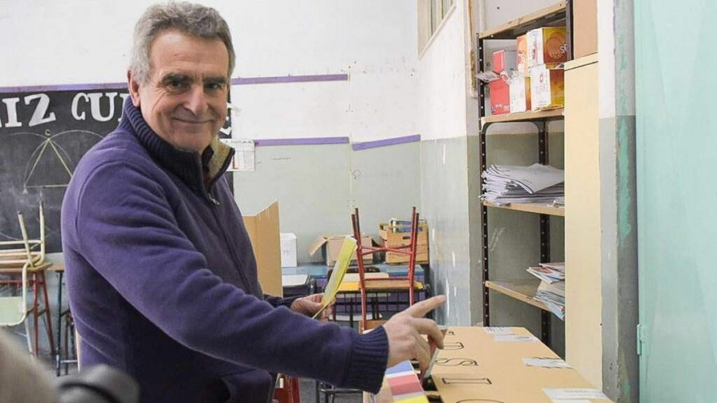 Así emitió su voto Agustín Rossi
