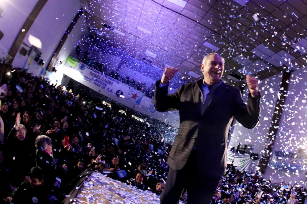 El precandidato a intendente de La Costa por Unión por la Patria, Juan de Jesús, cerró su campaña y profundizó sus propuestas para el municipio.