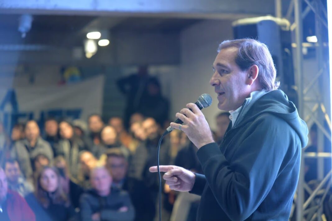 Garro inauguró un nuevo local de Juntos por el Cambio en La Plata y pidió a los vecinos que acompañen la boleta de Santilli y Larreta.