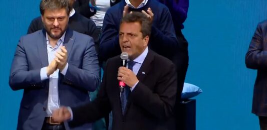 Massa advirtió que este jueves anunciará una serie de medidas económicas para frenar los efectos de la devaluación.