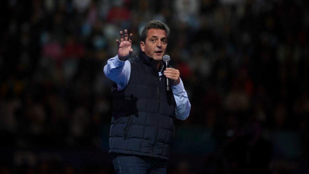 El precandidato presidencial de Unión por la Patria, Sergio Massa, se prepara para encarar su agenda de actividades antes de las PASO.