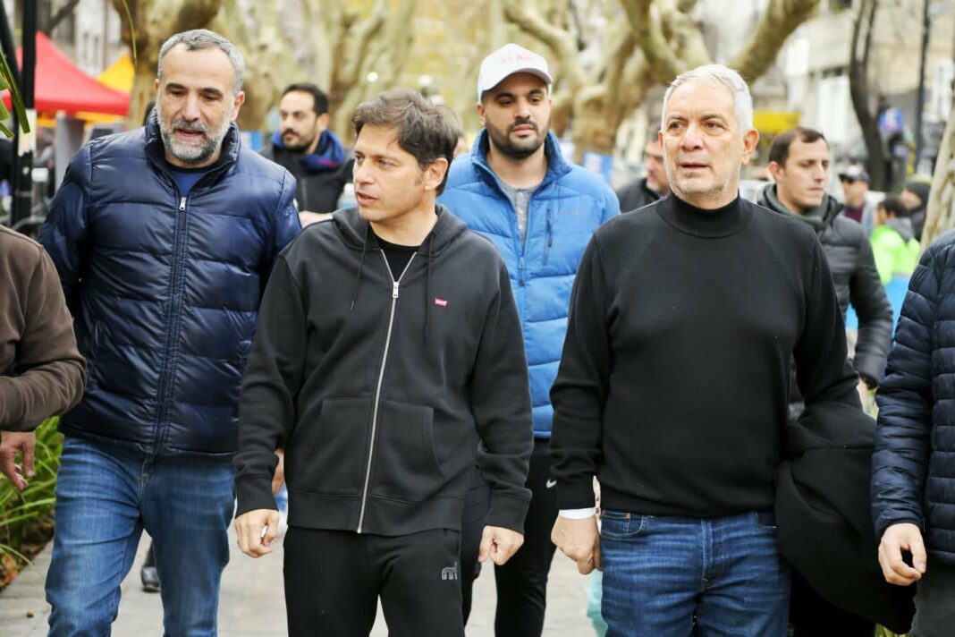 El precandidato a intendente de La Plata, Julio Alak, compartirá una mateada con Kicillof en una plaza céntrica, como cierre de campaña. La semana que viene seguramente habrá un acto más el jueves.
