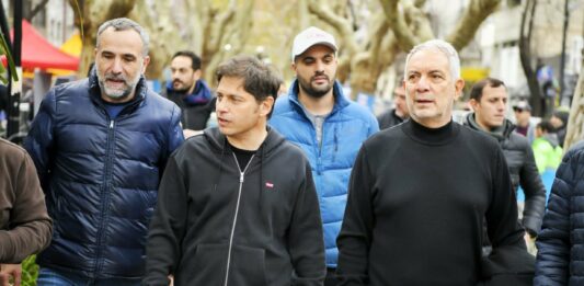 El precandidato a intendente de La Plata, Julio Alak, compartirá una mateada con Kicillof en una plaza céntrica, como cierre de campaña. La semana que viene seguramente habrá un acto más el jueves.