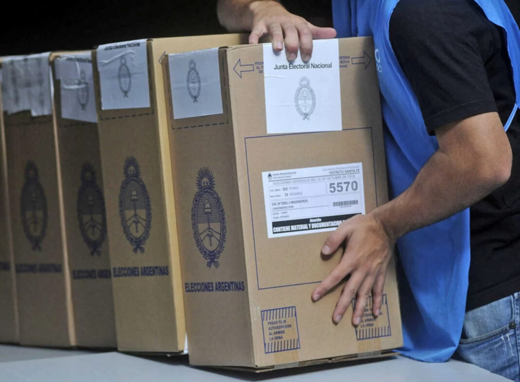 Las PASO decidirán a nivel nacional los nombres de quienes competirán por llegar a la Casa Rosada, al optar entre las 27 fórmulas presidenciales.
