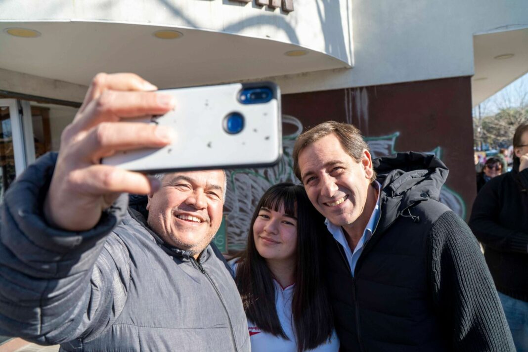 Garro salió de recorrida con Stolbizer y dijo está en juego “el destino de La Plata
