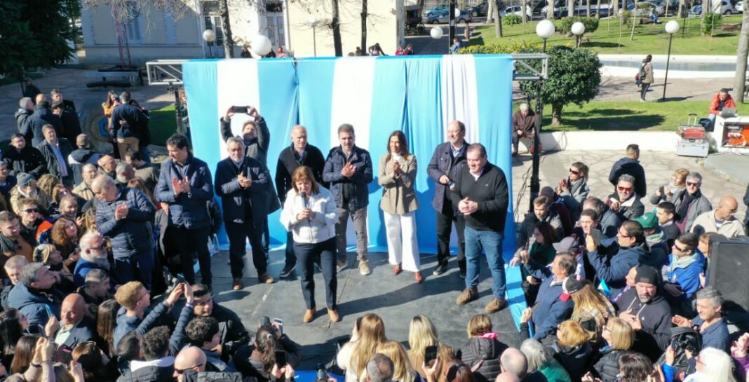 La precandidata presidencial Patricia Bullrich encabezó un acto en Mar del Plata en el que hizo foco en sus propuestas de seguridad.