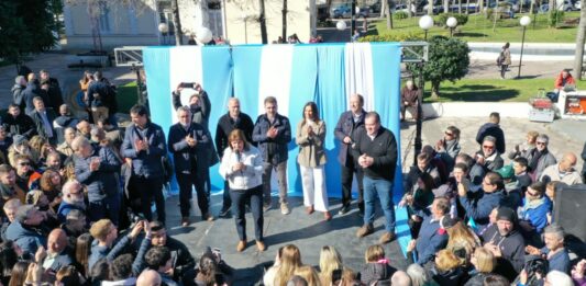 La precandidata presidencial Patricia Bullrich encabezó un acto en Mar del Plata en el que hizo foco en sus propuestas de seguridad.