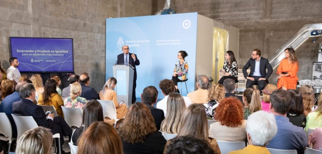 A través de una resolución, el Gobierno nacional amplió significativamente el presupuesto del programa Emprender Mujeres.