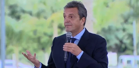 Massa consiguió un tercer acreedor para pagarle al FMI sin tocar las reservas.