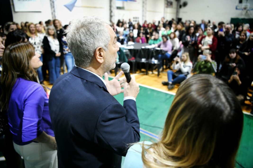 El precandidato a intendente de Unión por la Patria, Julio Alak, presentó una batería de propuestas para convertir a La Plata en la “capital de la igualdad de género”, que forman parte de su plan integral municipal.