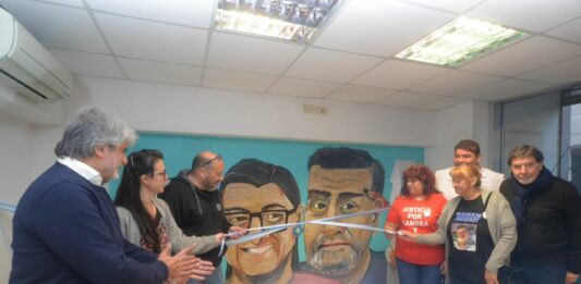 A cinco años de la Tragedia de Moreno, los ministros bonaerenses, Walter Correa y Alberto Sileoni, encabezaron un acto homenaje a Sandra y Rubén, del que también participaron familiares, docentes y referentes gremiales.