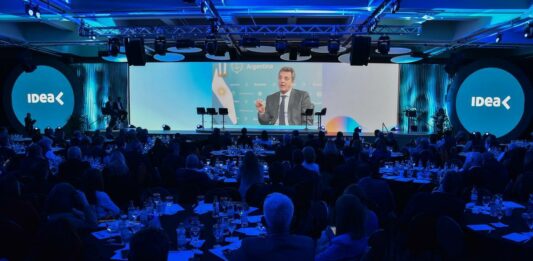 Los tres principales candidatos, Sergio Massa, Javier Milei y Patricia Bullrich, estarán en Mar del Plata para exponer sus ideas ante empresarios y economistas.