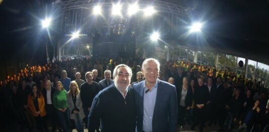 Los referentes del radicalismo bonaerense, Ariel Bordaisco, y Diego Garciarena, valoraron el acto de presentación de equipos técnicos de Néstor Grindetti.