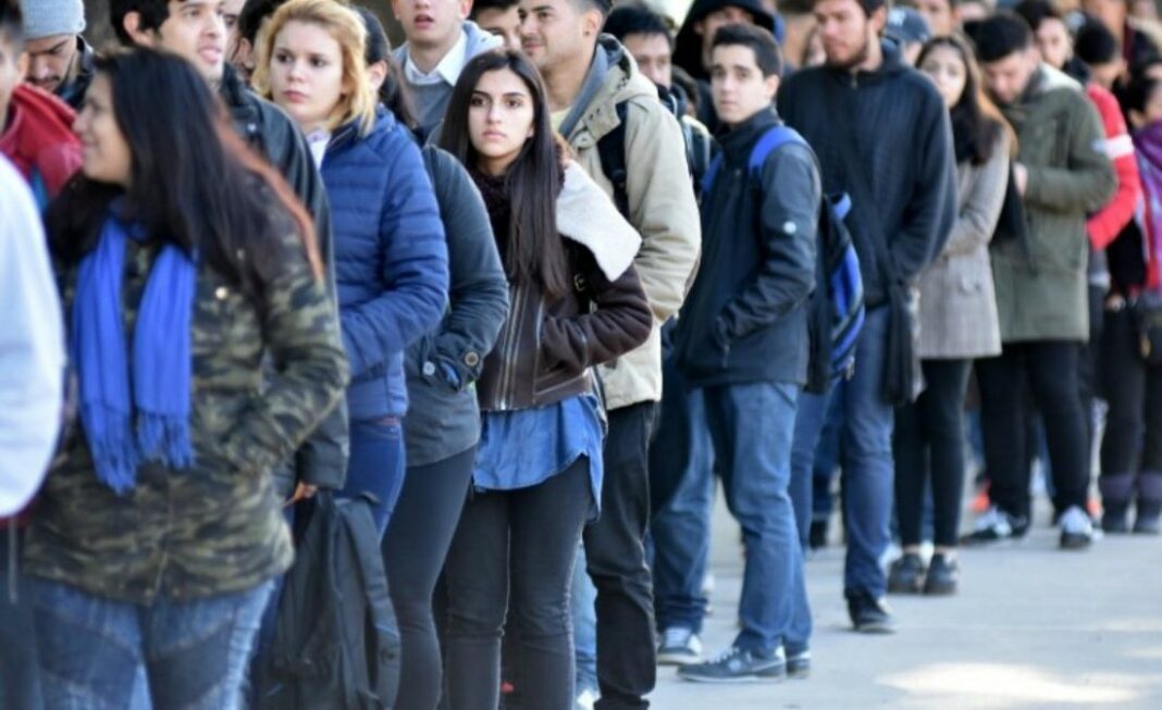 El INDEC precisó que la tasa de desemplo se ubicó en 6,2%, por lo que tuvo una marcada baja con relación al primer trimestre de 2023.