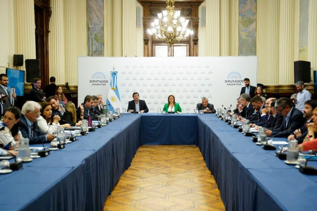 Luego de la reunión de los jefes de bloques, será convocada la comisión de Presupuesto y Hacienda para debatir el Presupuesto 2024.