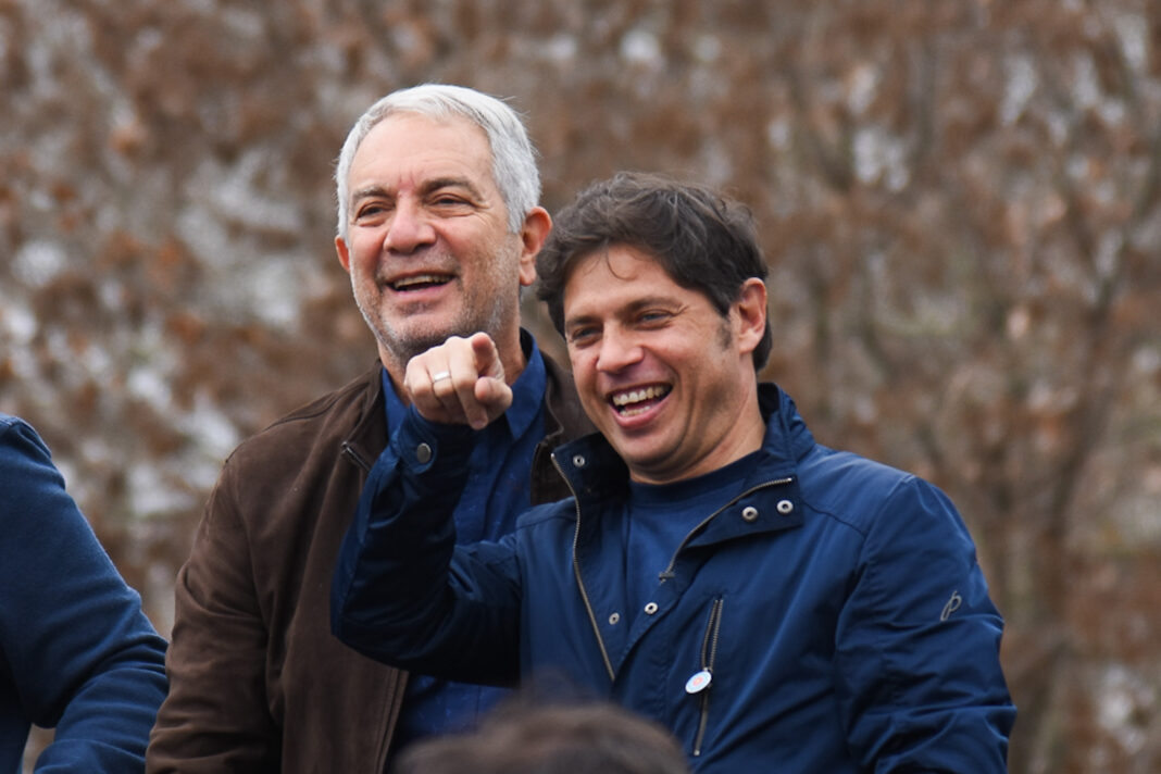El gobernador bonaerense Axel Kicillof, inaugurará esta tarde en La Plata el Ateneo Raúl Alfonsín. El radicalismo local, lanzó un texto para repudiar el acto.