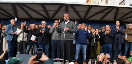 La medida comenzará a regir desde octubre y fue anunciada luego de la reunión entre Massa y dirigentes gremiales.