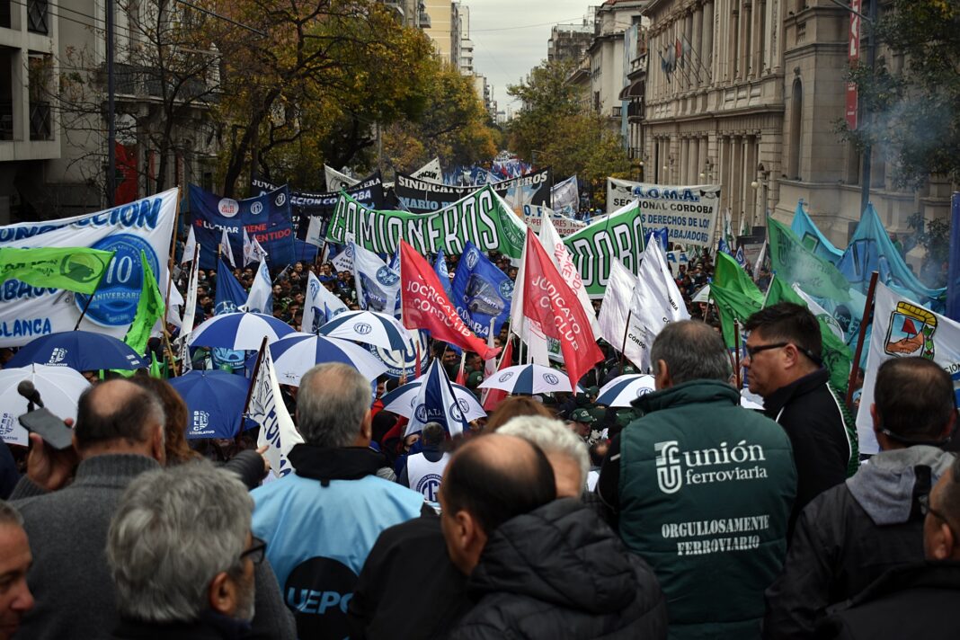Los sindicatos convocaron una movilización para esta tarde en apoyo a Massa y la eliminación del impuesto a las Ganancias para trabajadores.