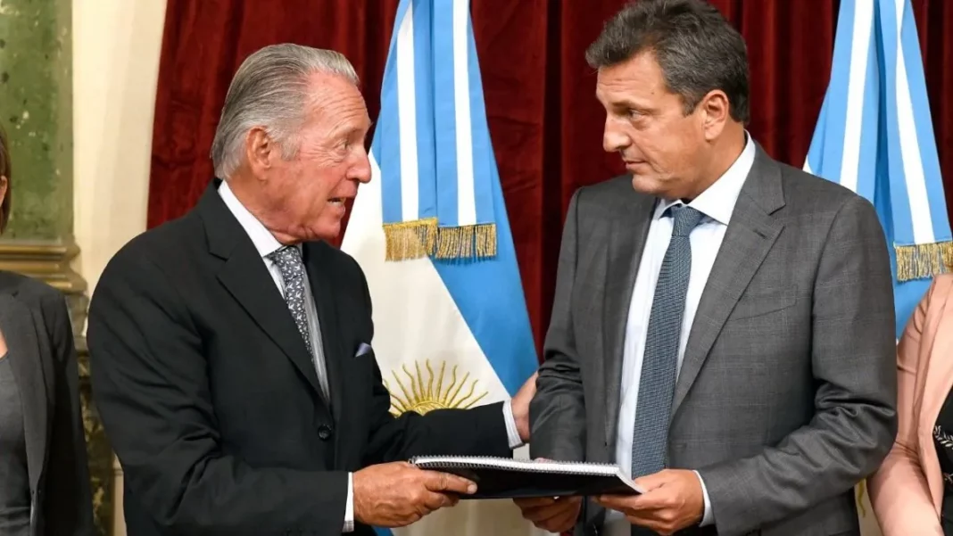 En el marco de la celebración del día de la Industria, la UIA confirmó que, a pesar de rechazar la medida, pagará el bono de 60 mil pesos.