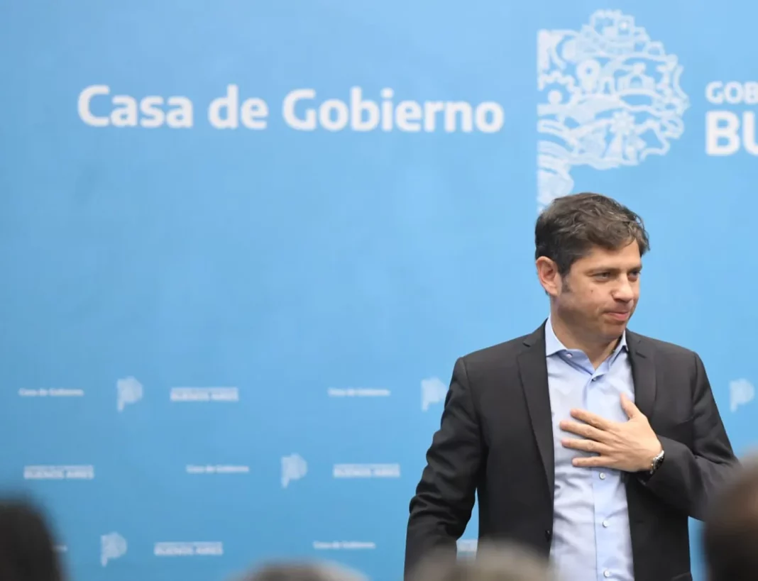 Axel Kicillof se refirió al acuerdo concretado esta tarde entre Patricia Bullrich y Javier Milei, y aseguró que el mismo “destruyó Juntos por el Cambio”.