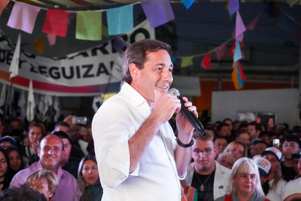 Garro cerró su campaña para la reelección en La Plata.