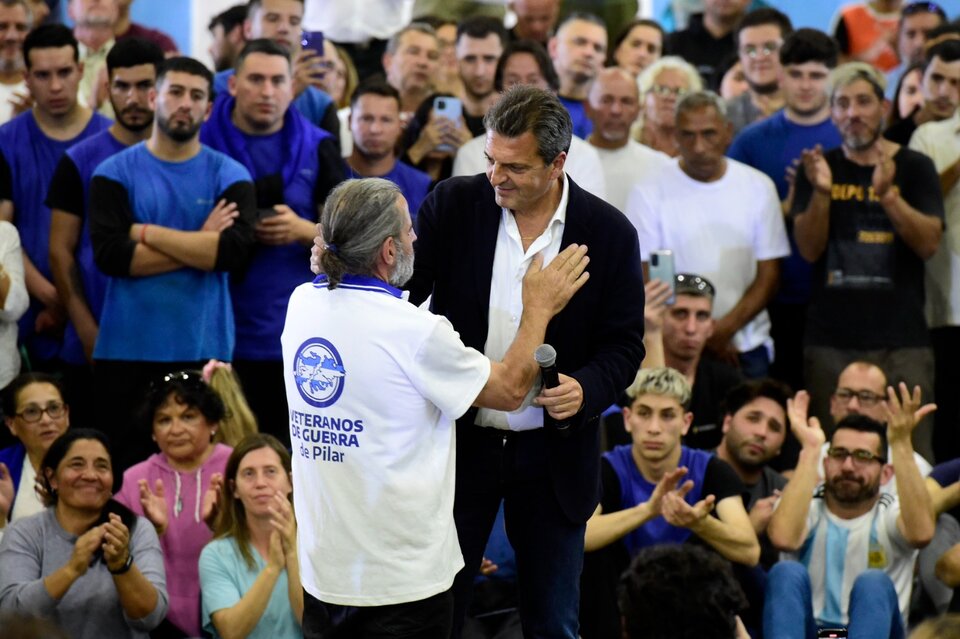 Massa: "Están hablando de un país en el que haya libre venta de armas”