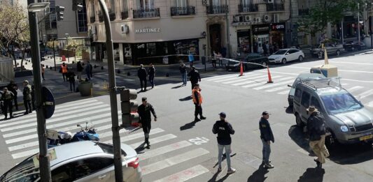 Las Embajadas de Israel y de EEUU en Argentina, ubicadas en Capital Federal, fueron evacuadas tras recibir amenazas de ataque.