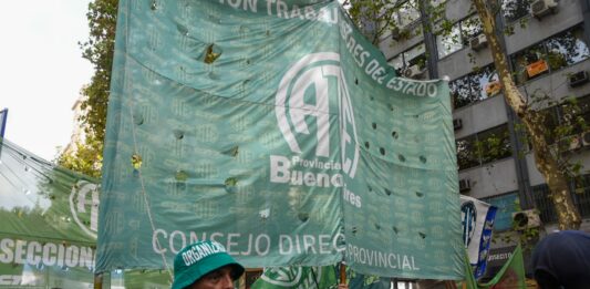 Los estatales bonaerenses cuestionaron a Carolina Píparo por impulsar la "suspensión de los actos administrativos".