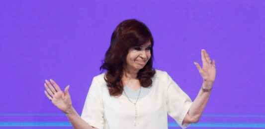 Un intendente peronista confirmó la ausencia de Cristina Kirchner en el cierre de campaña de Kicillof en Avellaneda y en los demás actos.