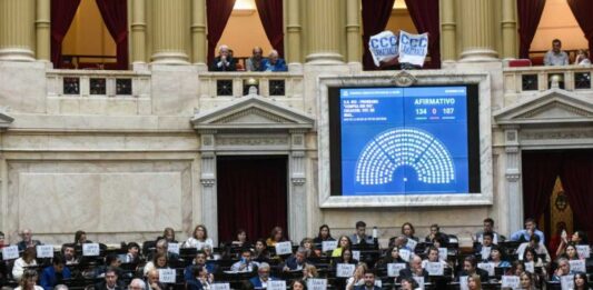 La Cámara de Diputados aprobó el Compre sin IVA, que ahora tendrá que pasar por el Senado.