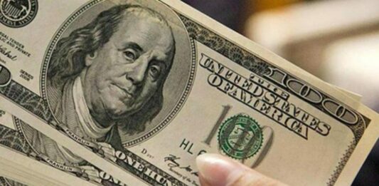 El dólar blue sigue en modo alcista y superó los mil pesos