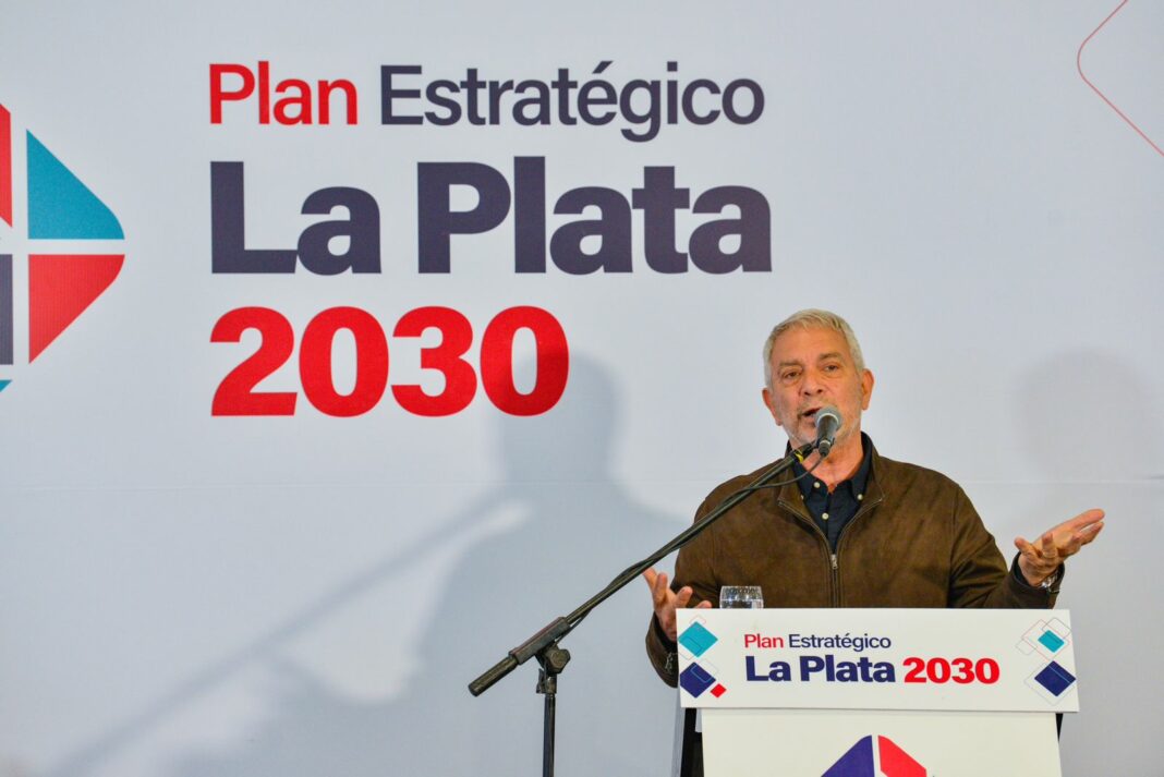 Alak publicó un documental en el que detalla los ejes de su Plan Estratégico La Plata 2030.