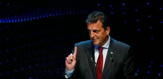 Una encuesta telefónica realizada durante el debate presidencial dio como ganador a Sergio Massa.