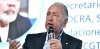 En el Coloquio de IDEA, la UIA encabezó un panelque se manifestó contra la reducción de la jornada laboral.
