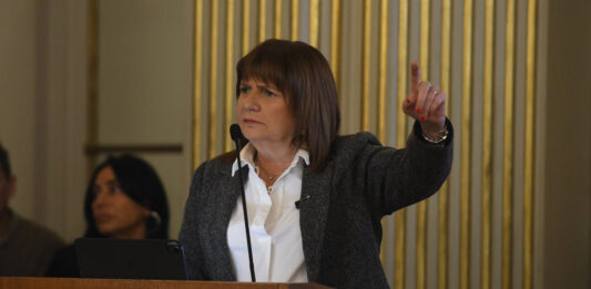 Bullrich respondió las acusaciones de Milei sobre su pasado y dijo que le preocupa la “inestabilidad emocional” del libertario.