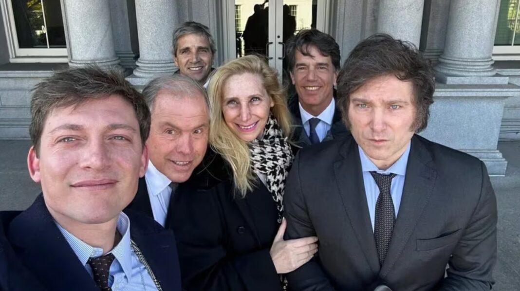 Javier Milei en su primera declaración con la prensa se refirió a Luis “Toto” Caputo como ministro de Economía, y se espera la confirmación.