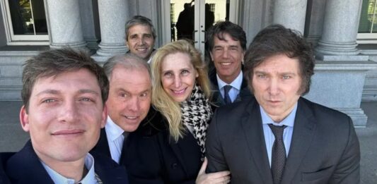 Javier Milei en su primera declaración con la prensa se refirió a Luis “Toto” Caputo como ministro de Economía, y se espera la confirmación.