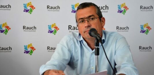 El alcalde de Rauch, Maximiliano Suescún, se convirtió en el nuevo Presidente del Foro de Intendentes radicales.