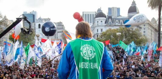 El Secretario General de ATE le solicitó al Gobierno nacional que adelante el pago del aguinaldo de diciembre.