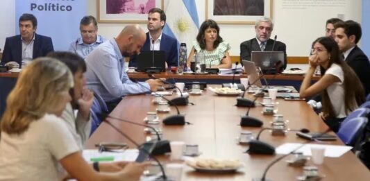 El encausamiento contra los cuatros magistrados contra la Corte Suprema de Justicia iniciado en enero por la Cámara de Diputados corre peligro de encallarse.