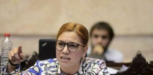 La UCR denunció que Karina Banfi recibió fuertes amenazas de “muerte”, “violación” y “secuestro” de simpatizantes de La Libertad Avanza